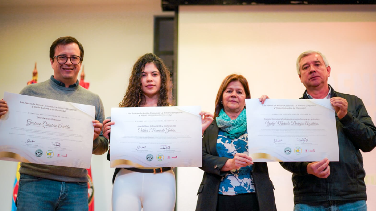 Reconocimiento por impulso histórico a "Obras con Saldo Pedagógico"