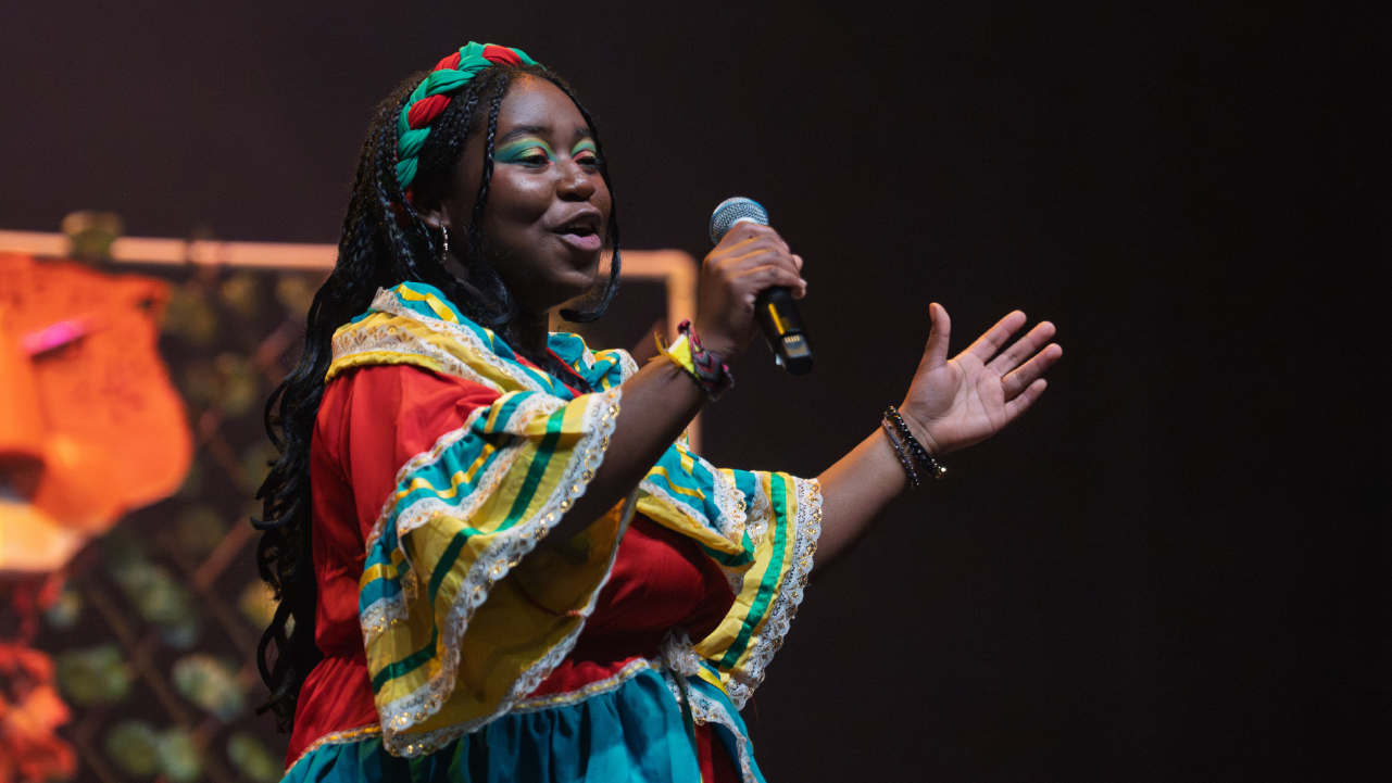 Bogotá conmemoró los 175 años de la abolición de la esclavitud en Colombia con un encuentro cultural que reconoció los aportes de las comunidades afrodescendientes.