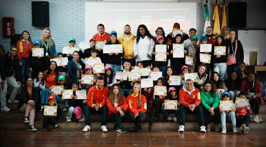 Niñas, niños y adolescentes del CCLONNA de San Cristóbal
